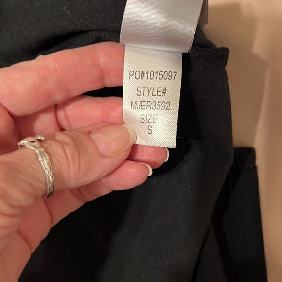 NYDJ size S short sleeve basic black tshirt with cute ties at the sleeve GUC - Picture 7 of 8